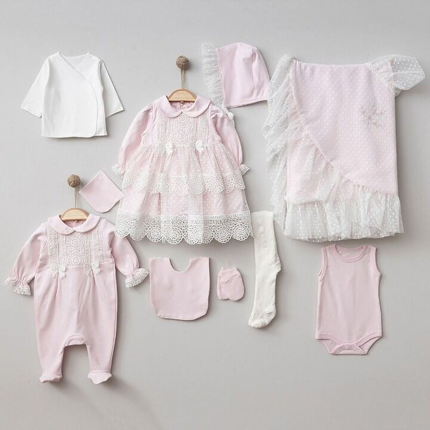 Kidbensemble en dentelle pour bébé fille  100 % coton avec un design unique